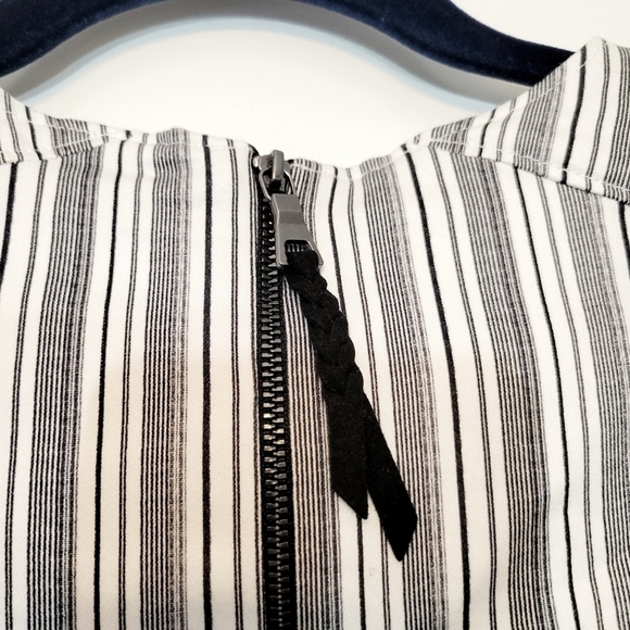 Per Se by Carlisle Black & White Striped Jasmine Italian Cotton Top in  Size 10 - Picture 5 of 9